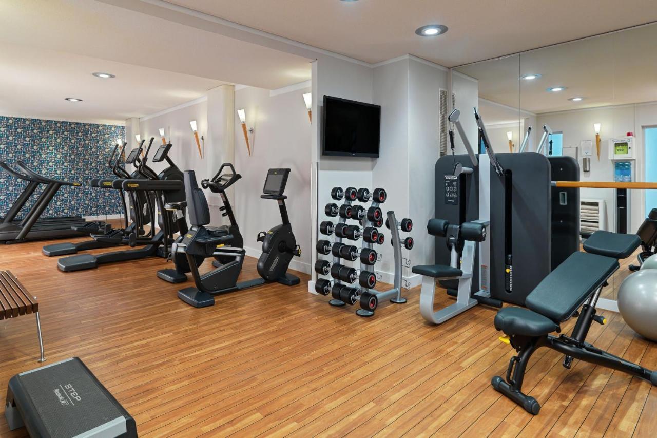 Le Meridien Hamburg Luaran gambar The gym at the hotel
