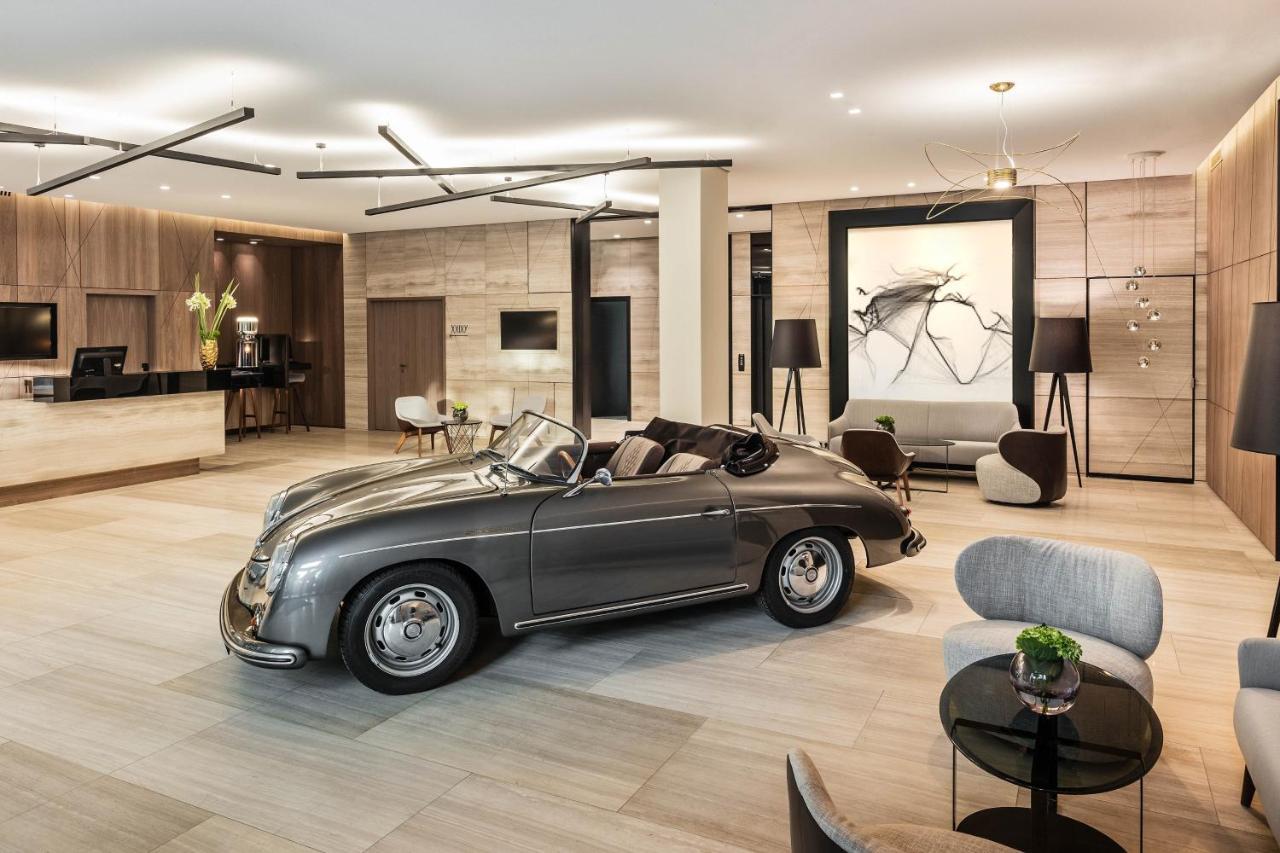Le Meridien Hamburg Luaran gambar The lobby of the hotel